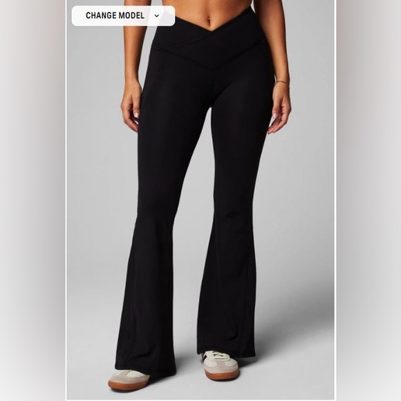 NWT- Fabletics HW Crossover Flare -BLACK (32”) REGULAR INSEAM New!! - Picture 2 of 12